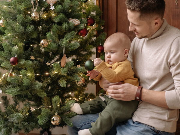 3 Ways New Parents Can Take Time for Themselves This Holiday Season