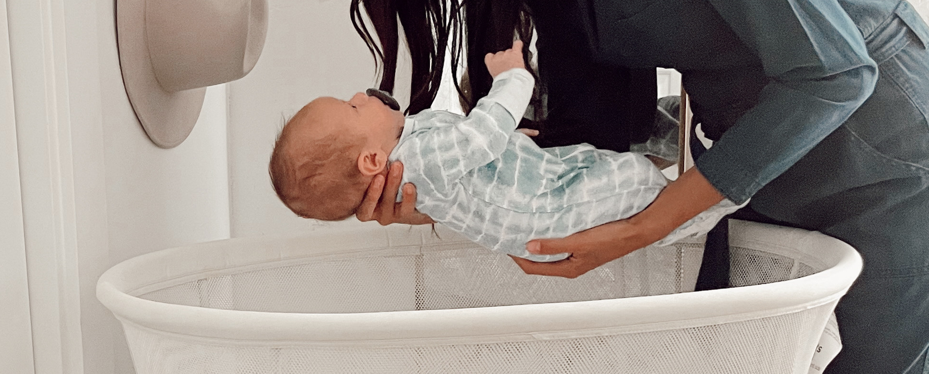 How to Keep Bassinet Warm: Cozy Tips for Winter Nights