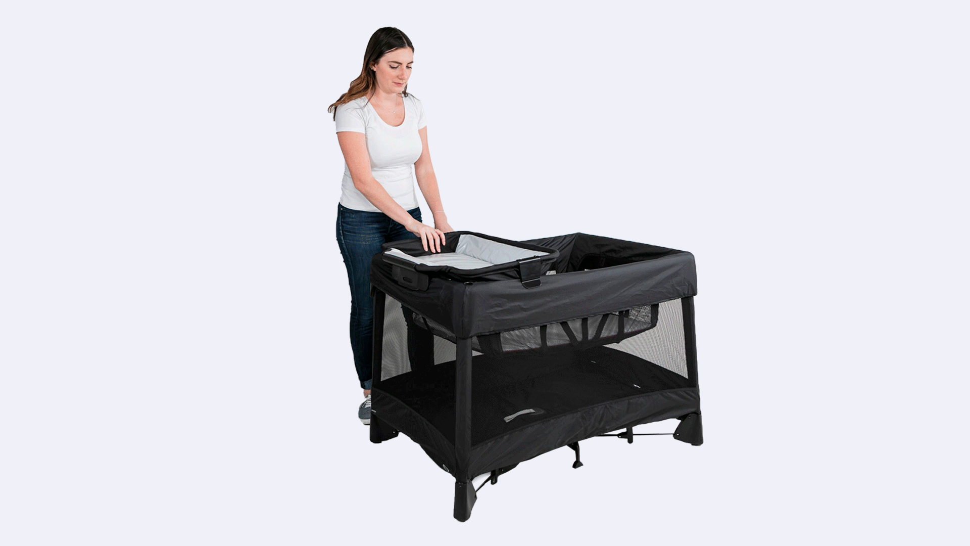 Breeze Plus Playard With Bassinet Changer 4moms